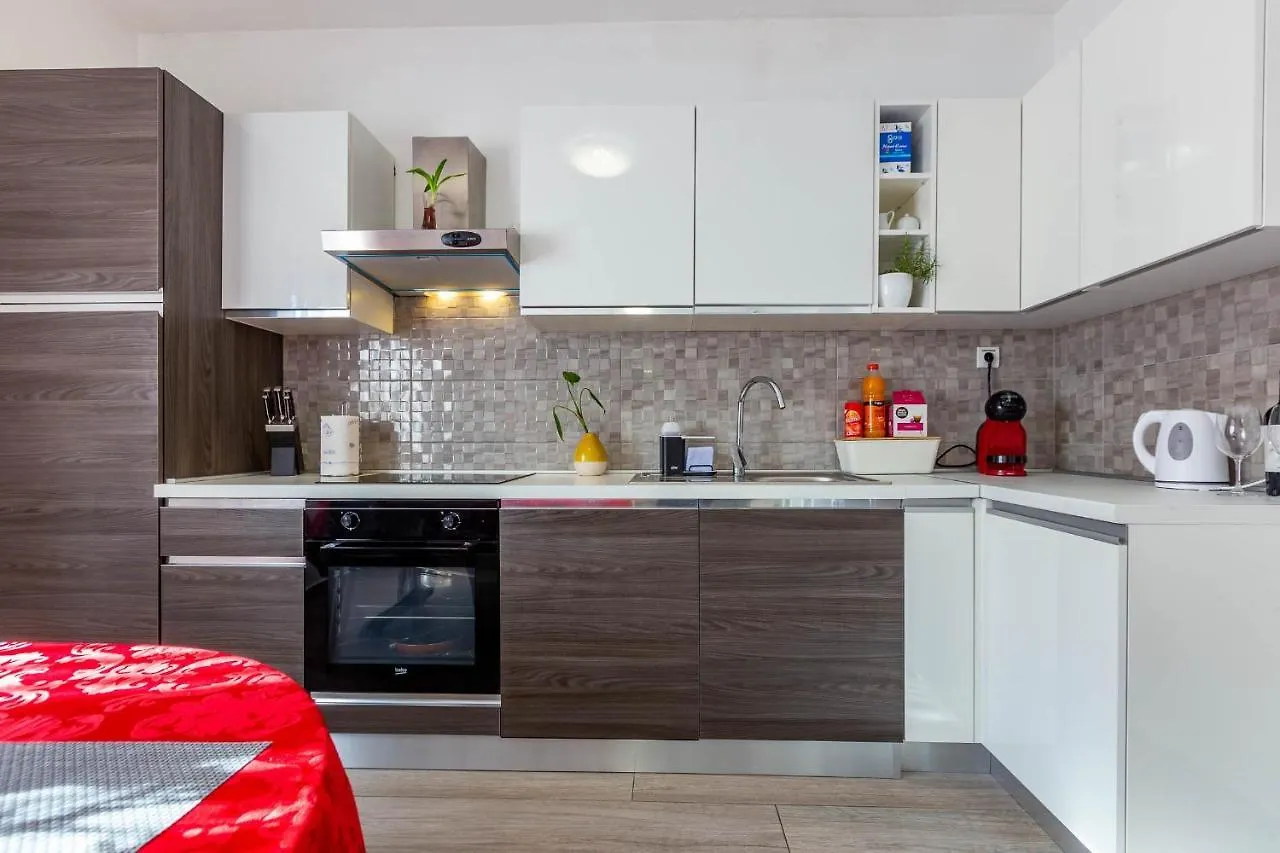 Chubi 2Br Apt Parking Terrace Bbq Vegetable Garden Zadar