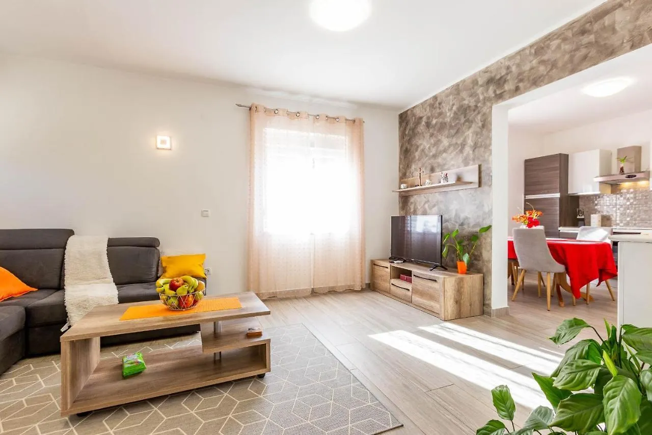 Chubi 2Br Apt Parking Terrace Bbq Vegetable Garden Zadar 0*,