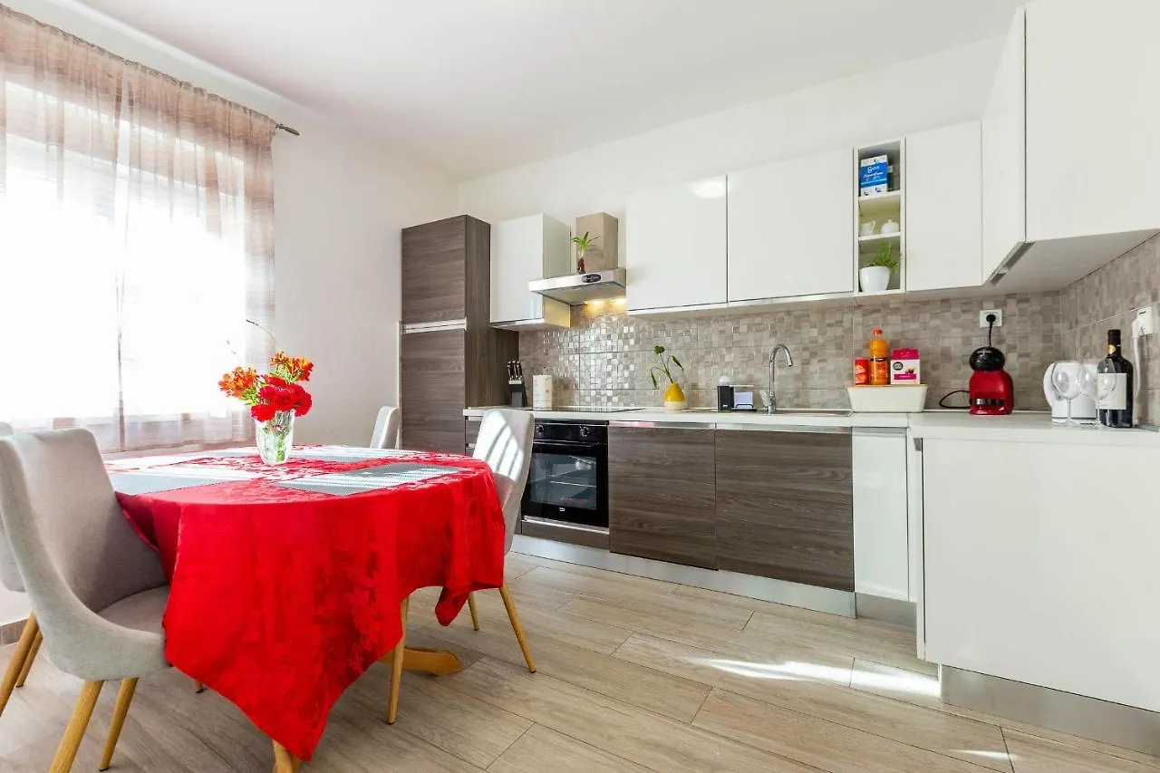 Apartment Chubi 2Br Apt Parking Terrace Bbq Vegetable Garden Zadar Croatia