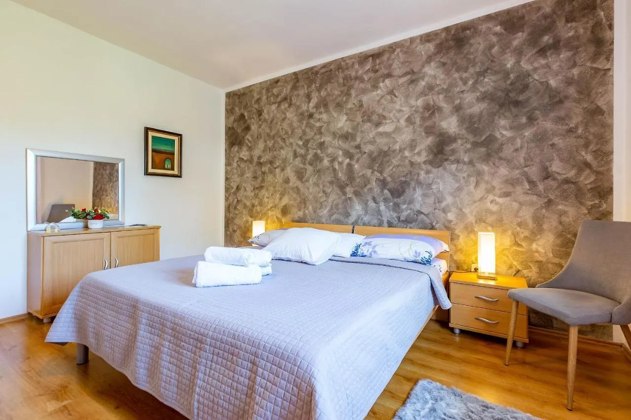 Apartment Chubi 2Br Apt Parking Terrace Bbq Vegetable Garden Zadar