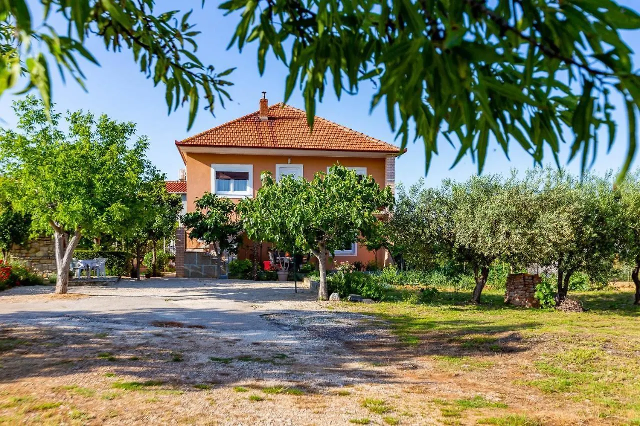 Apartment Chubi 2Br Apt Parking Terrace Bbq Vegetable Garden Zadar Croatia